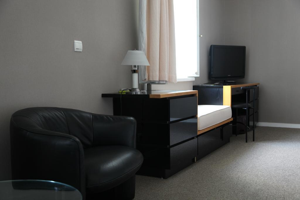 Absolue Renaissance Hotel Magny-Cours Bagian luar foto